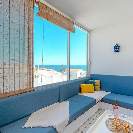 Old Town Sea View Apartamento *