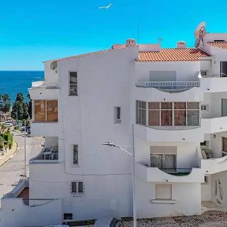 Old Town Sea View Apartment *
