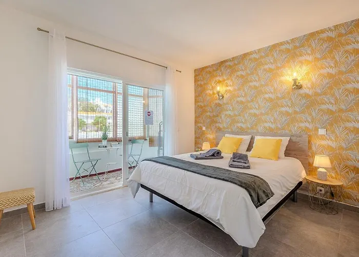 Old Town Sea View 아파트 *