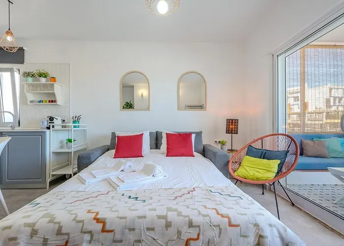 Old Town Sea View 아파트