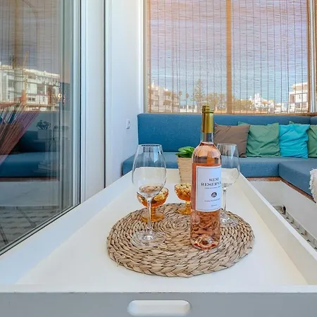 Old Town Sea View Apartamento *